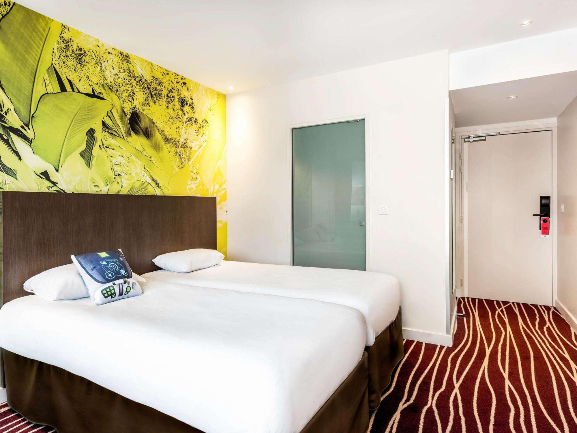 Ibis Styles Saint Julien En Genevois Vitam Neydens Exterior photo