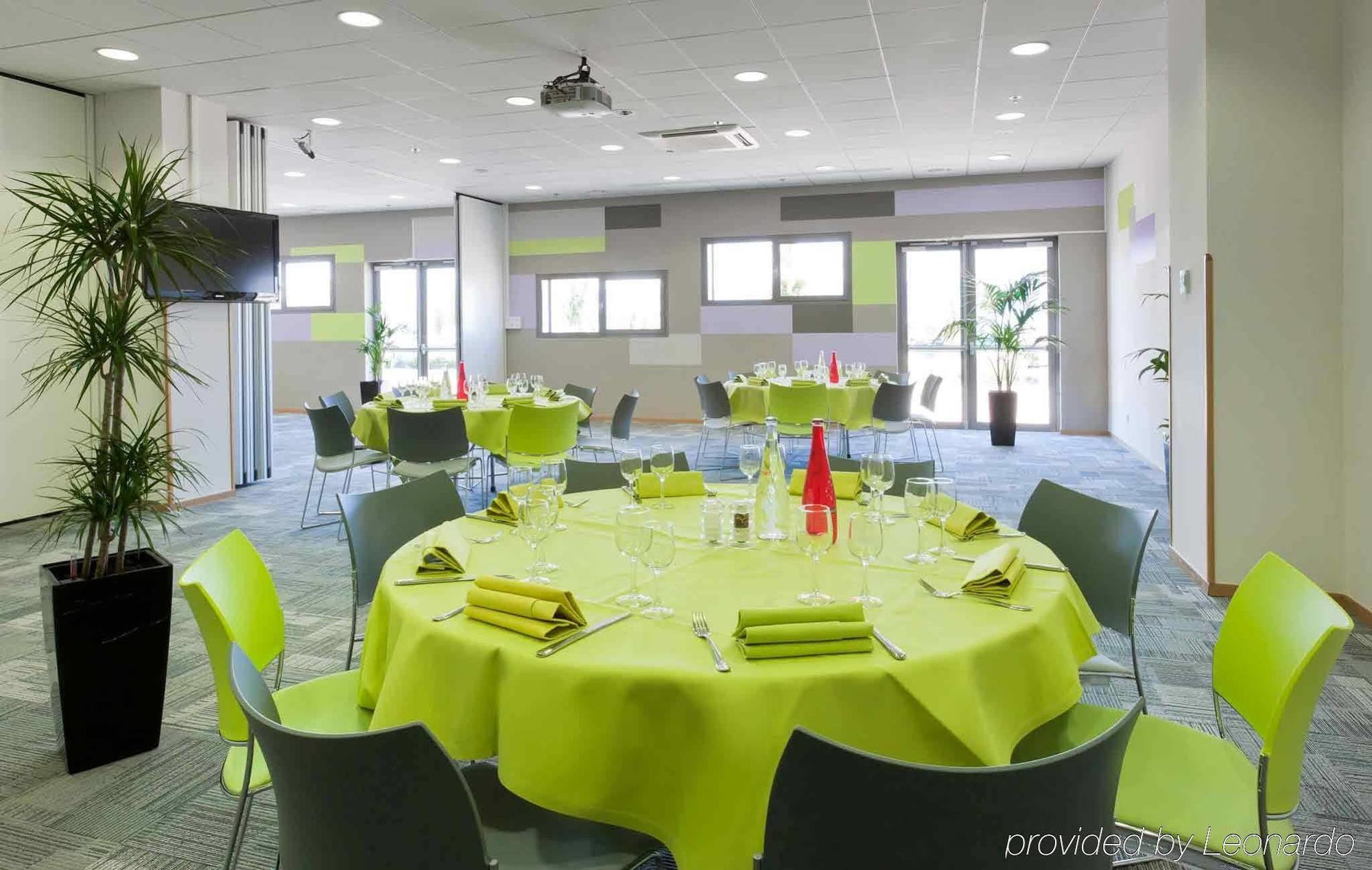 Ibis Styles Saint Julien En Genevois Vitam Neydens Exterior photo